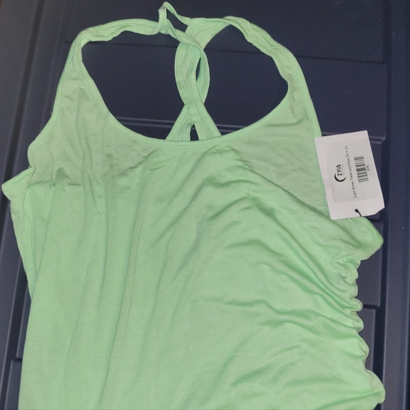 NWT GREEN ZYIA TANK - Picture 2 of 3